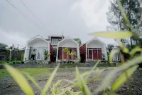 Flamboyan Cabin By Travelink Các khách sạn ở Parikesit