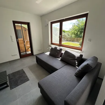 Quiet vacation apartment with whirlpool and barrel sauna