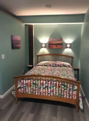 Emerald Mermaid cozy studio apt private beach access including parking & shower