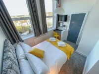 Gulland House by Pureserviced Hotels in 