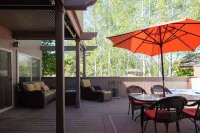 Perfect Basecamp for Mt. Bachelor with Hot Tub