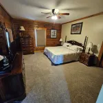SECLUDED, LOG CABIN, CONNECTED TO SHAWNEE NATIONAL FORREST!