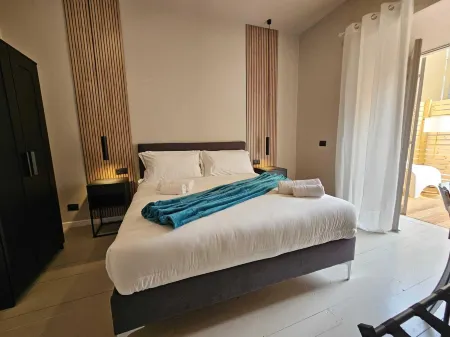 Be Your Home - Guest House Montegrappa Terrace Отели рядом со станцией Civitavecchia