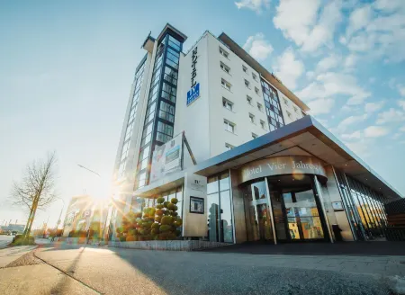 Hotel IV Jahreszeiten Lübeck Отели в г. Любек