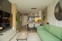 w Flawless 3BR w Balcony in Miraflores