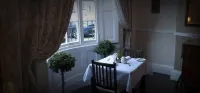 The Castle House Luxury Bed & Breakfast Hotel a Brompton on Swale