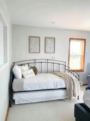 The Farmhouse at Pleasant Ridge | Hot tub