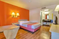 Super 8 by Wyndham Santa Rosa North