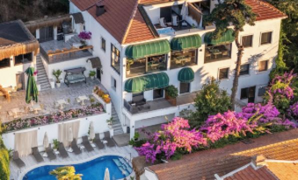 Hillora Hotel