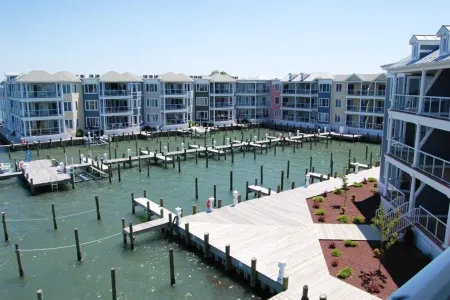 Sunset Bay Villa 315-WATERFRONT! Pool and Fishing Dock