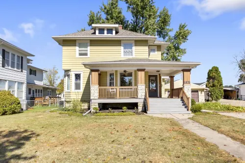 4 Bedroom Historic Charmer Marion Uptown