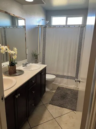 Charming 3-bedroom house with AC, WiFi in fantastic Coachella