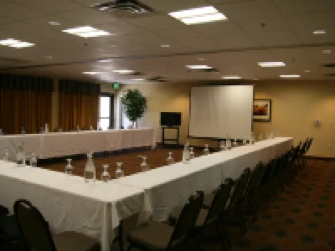 Hampton Inn & Suites Pueblo/North Hotels in Pueblo