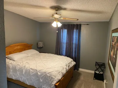 3-bedroom house on Eufaula Lake in delightful Porum