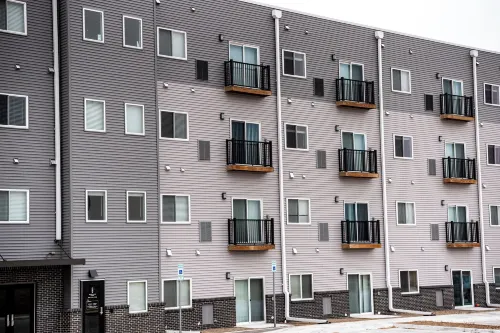 Heartland Flats Hotels in Alliance