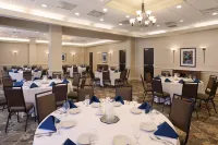 Embassy Suites by Hilton Portland Maine - Breakfast