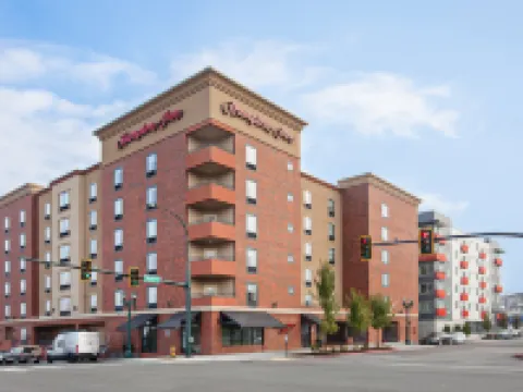 Hampton Inn Seattle/Everett Downtown Hotels in Everett