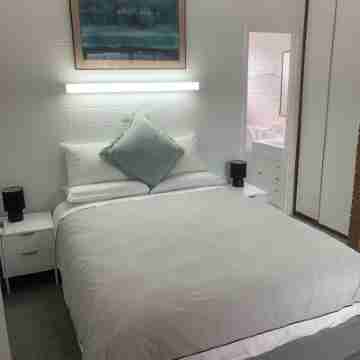 Footbridge Holiday Apartments “Best Prime Central Position” Rooms