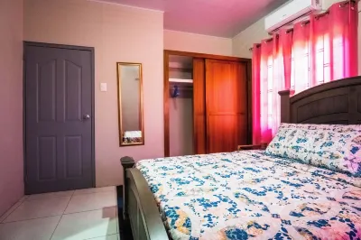 Comfortable 3-bedroom house AC TV in rooms WiFi laundry fully equipped kitchen Hotels in 
