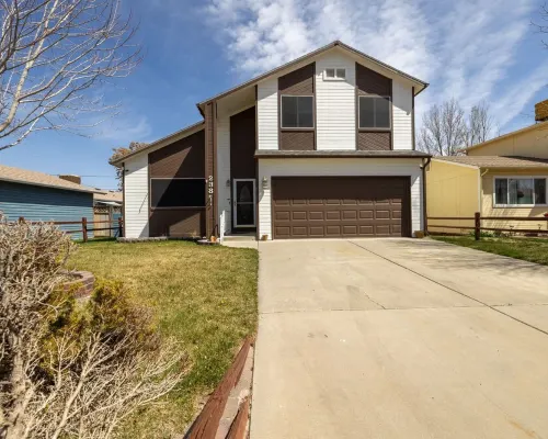 FRUITOPIA! Your 4 bedroom, 2 bath adventure basecamp in downtown Fruita CO Hotels in Fruita