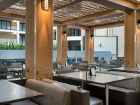 إمباسي سويتس باي هيلتون أوستين سنترال Hotels near ماونت بونيل