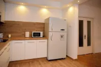 Silent House-Sovata suitable for up to 10 Guests