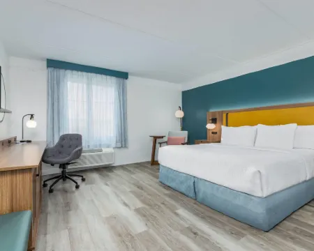 La Quinta Inn & Suites by Wyndham Sherman Hotels in Sherman