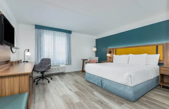 謝爾曼拉昆塔温德姆套房酒店