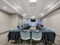 Hilton Garden Inn Oklahoma City Midtown Hotels near Shepherd Mall