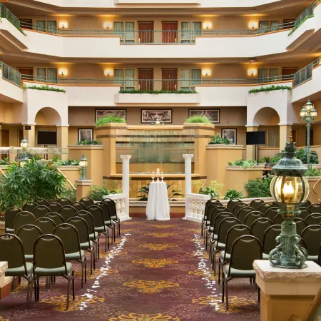 Embassy Suites by Hilton Greensboro Airport