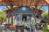 1-bedroom vacation guest cottage minutes from the famous Sonoma square - Private Pools