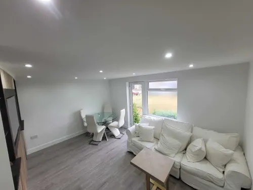 A comfortable and modern apartment complex with a warm and homely feeling. Hotels in Aveley