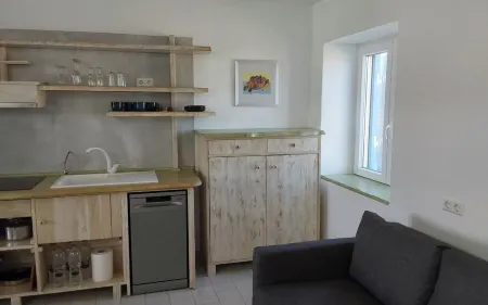 Marven´s Apartment Отели в г. Милос