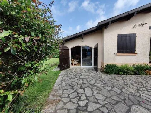 Family Villa for 8 people Hotels in Seignosse