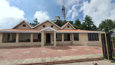 The Snow flake Guest House in Murree Hotels in 