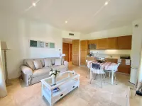 Splendide Appartement Dans Résidence Sécurisée Avec Piscine Proche du Village