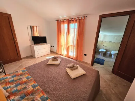 Beatrice House, 2 km from the sea, 50 meters from the museum of the Giants of Mont'e Prama