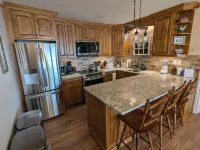Charming 2-bedroom guest suite right on Keuka Lake with all the comforts of home Hotels in Milo