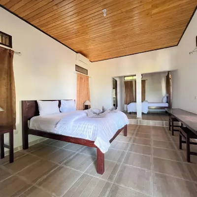 Bara Cabana Hotel Hotels near Bara Beach, Bulukumba