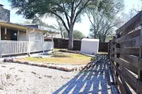 Heated 4Br • Furnished • WiFi • Laundry • Randolph • W/D • San Antonio - Wifi