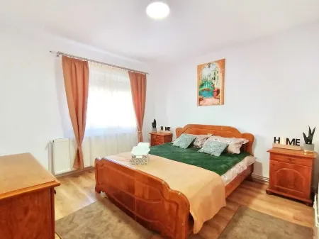 Family apartment in Alba Iulia, with all amenities. Отели в г. Алба-Юлия