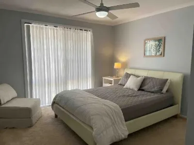 Casa Moon-taEntire home in Moonta Bay, Australia Hotels in der Nähe von Moonta Bay Jetty