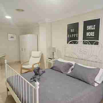 Lovely 5-bedroom villa in Adeje with WiFi, AC Rooms