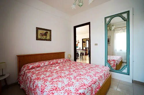 Villa with garden along the coast to Villasimius