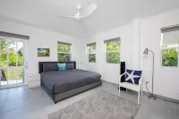 Trident Estate 6 Bedroom Estate - Parking