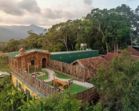 Gió民宿 – Măng Đen 公伯隴酒店