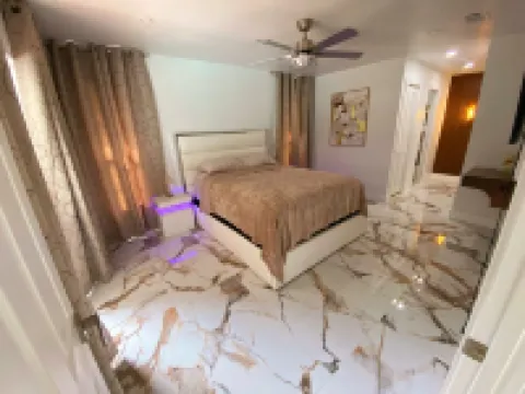 Luxury Getaway, Heated Pool, Weeki Wachee Mermaids City