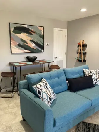 Country setting, only 20 minutes to downtown Hot Springs and Oaklawn Racetrack.