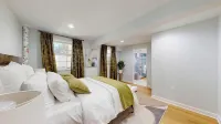 Dulles Executive Resort, 5 Minutes from Iad, 10 Minutes from Reston Town Center. - 3-Star