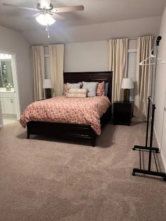 Spacious 5-bedroom house with WiFi and AC in delightful Kyle